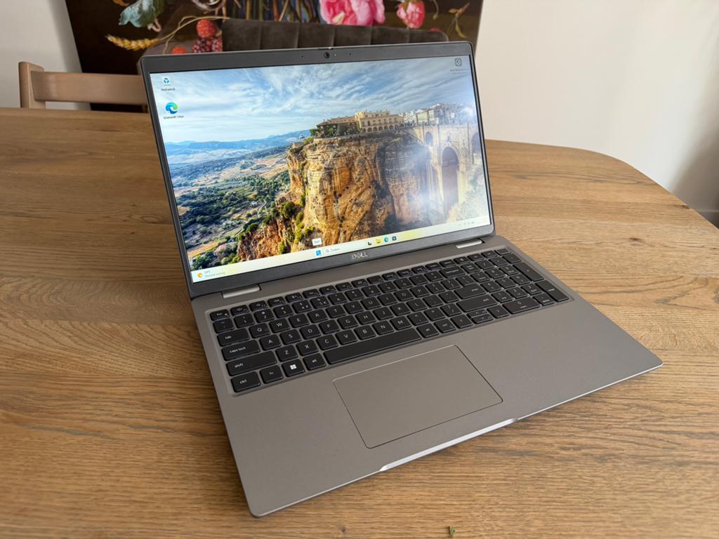 Dell Precision 3581 (I7/32GB/512GB/win11pro), Computers en Software, Ophalen, Zo goed als nieuw, 17 inch of meer