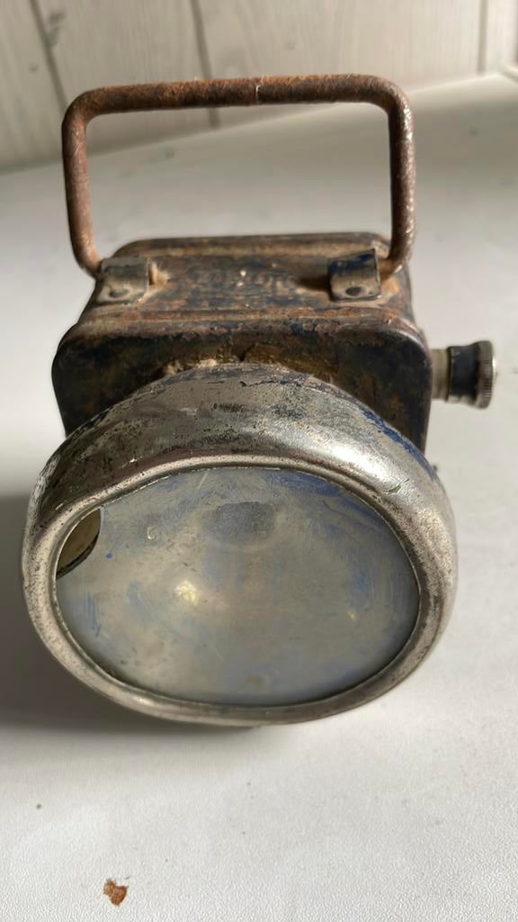 Antieke fietslamp batterij, Antiek en Kunst, Ophalen of Verzenden