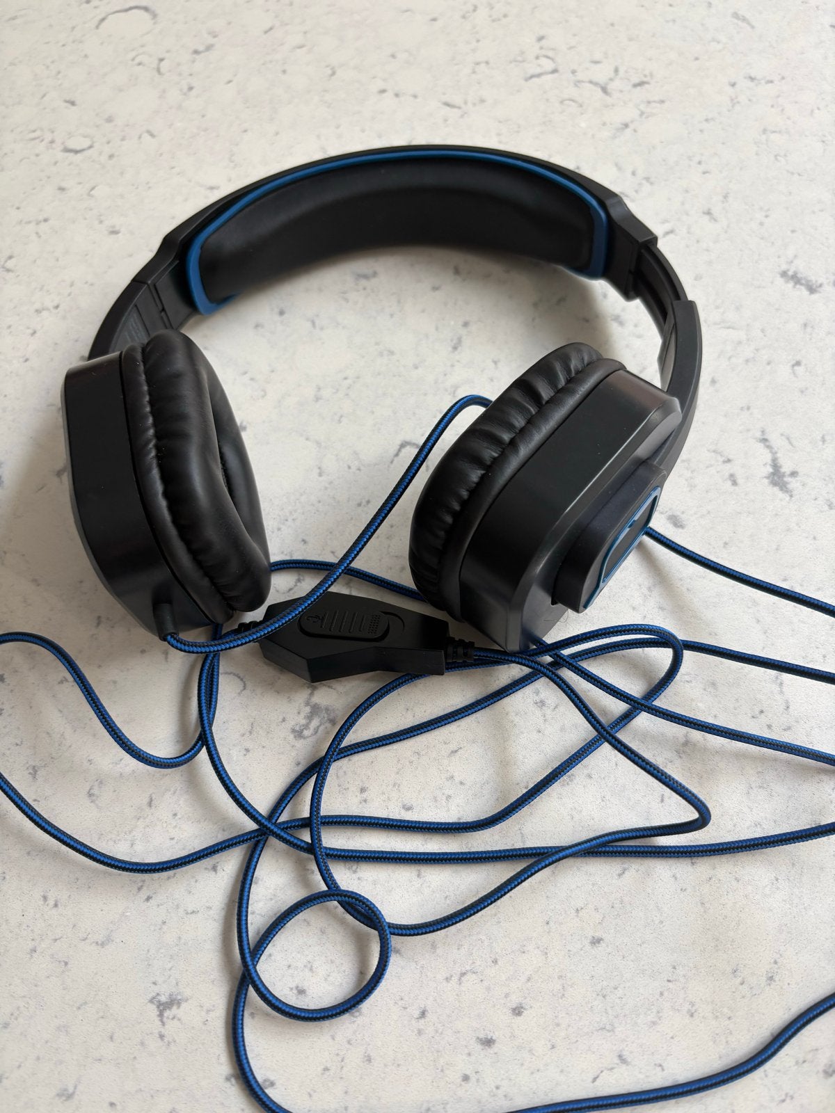 Qware Premium Stereo Gaming Headset (PS4) - Zwart/Blauw, Ophalen of Verzenden, Gebruikt, Zwart