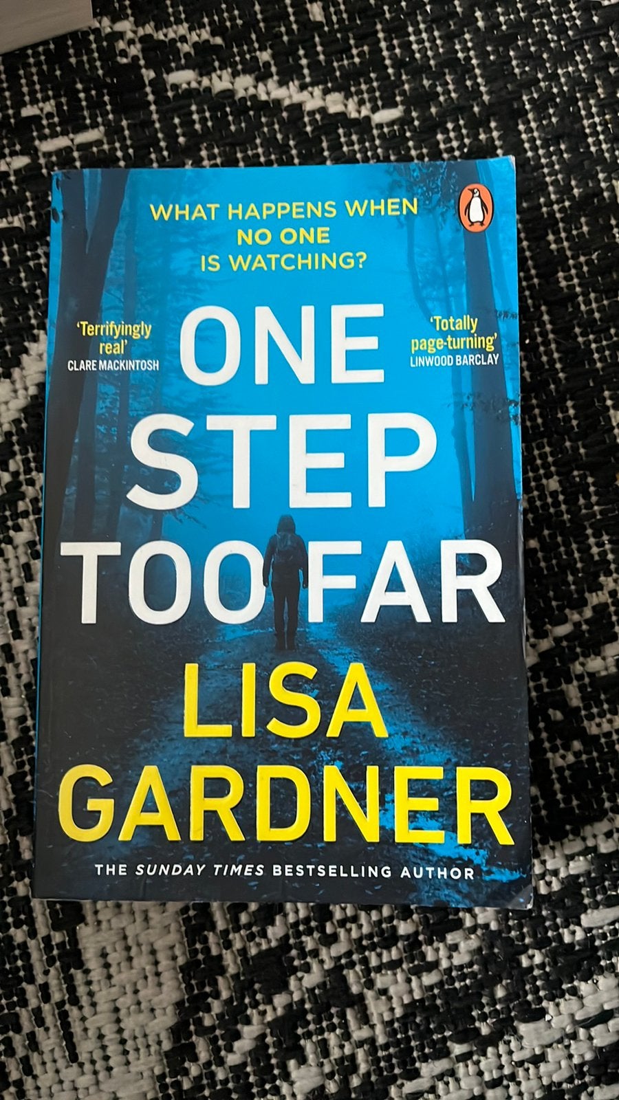 Boek One step too far te koop, Ophalen of Verzenden, Gelezen
