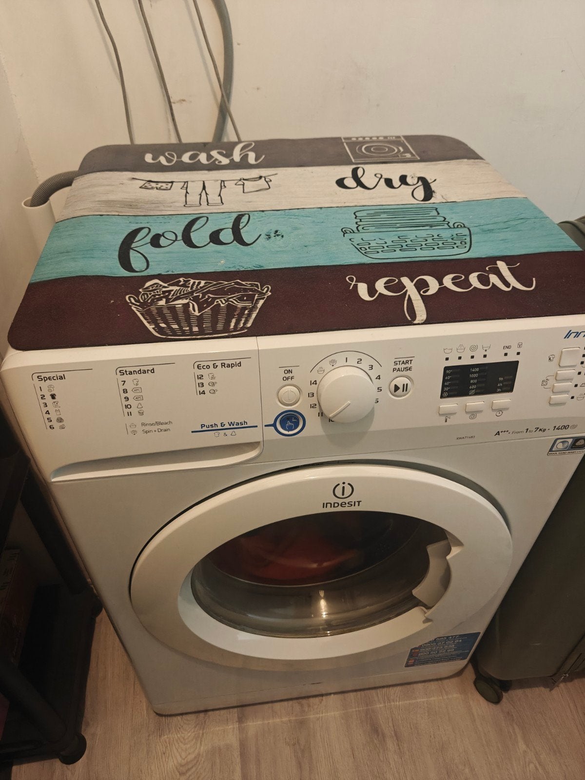 Indesit XWA71483 Wasmachine A+++ 7kg 1400 toeren, Ophalen, Gebruikt, Voorlader, 85 tot 90 cm