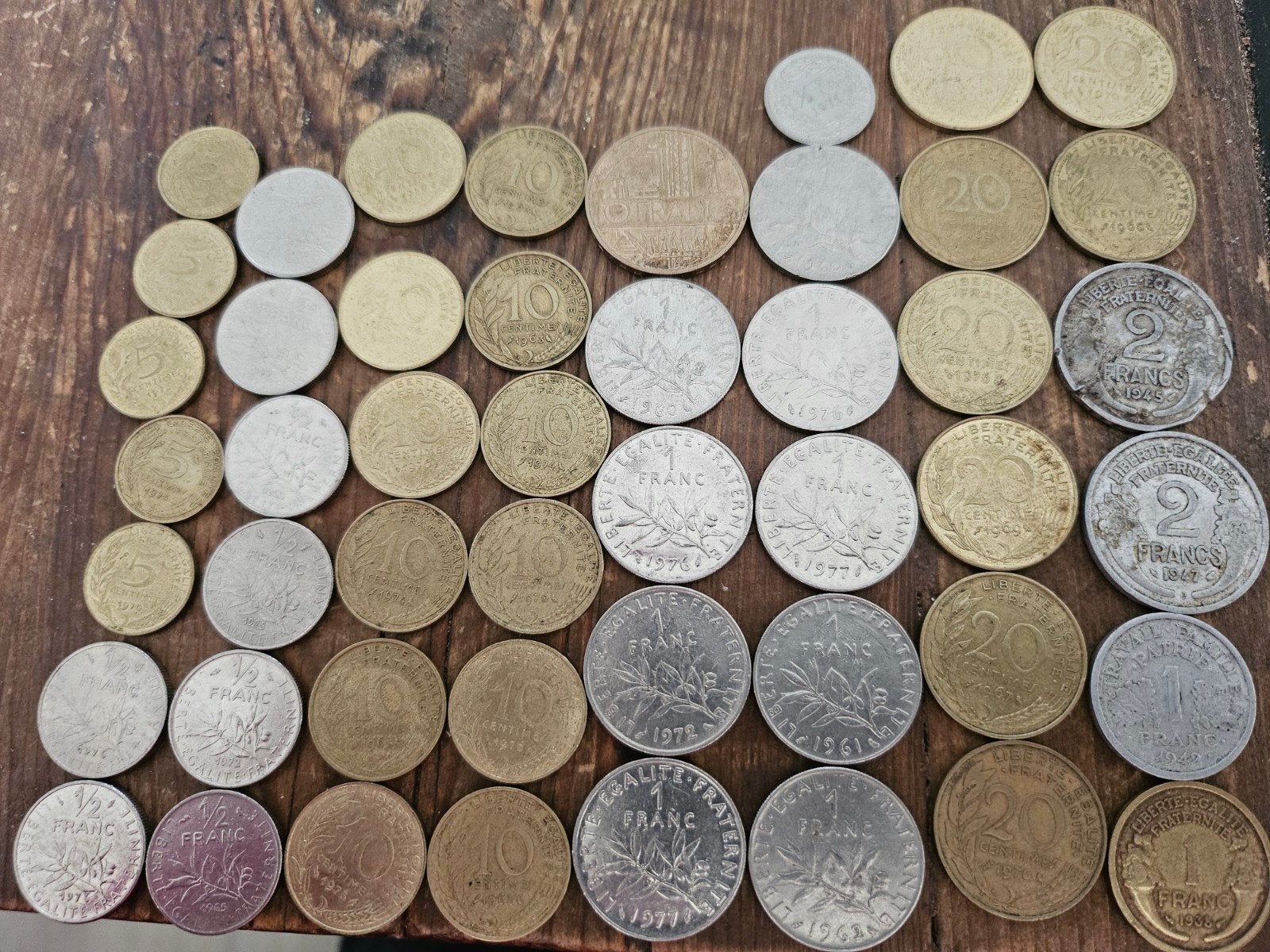 48 oude Franse munten - Diverse jaartallen en waardes, Ophalen of Verzenden, Frankrijk, Setje