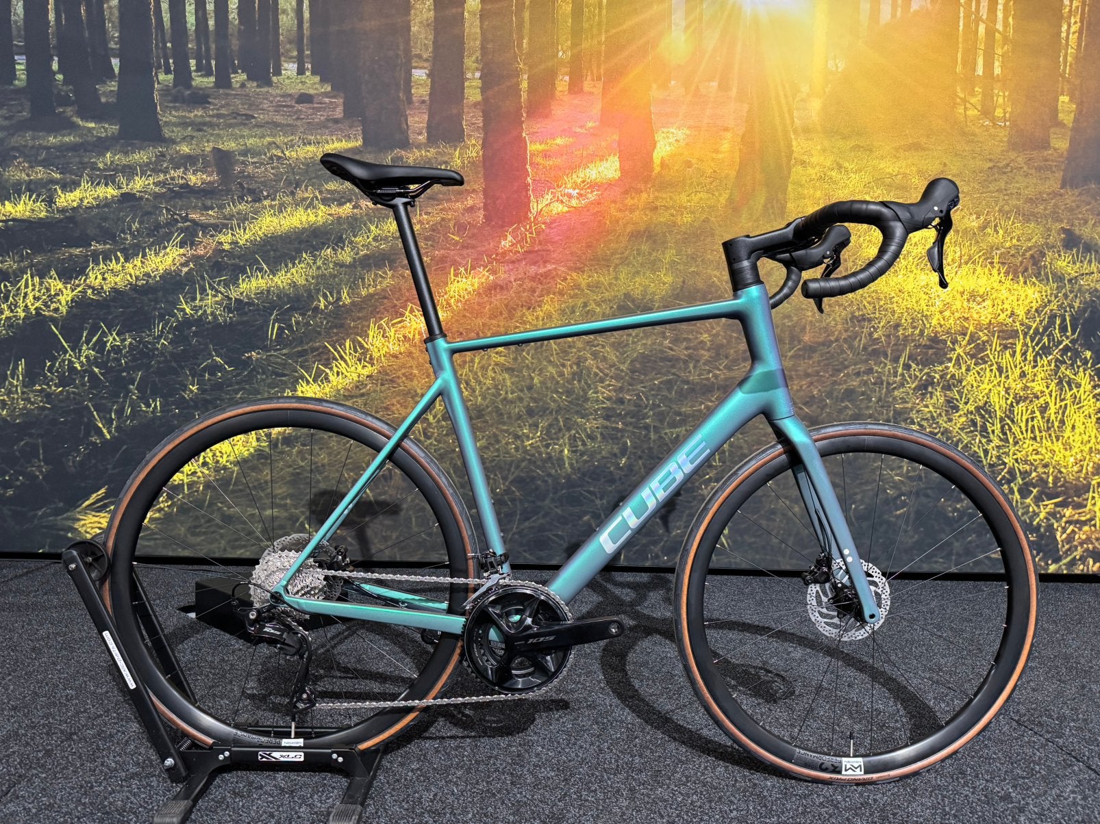 Nieuwe Cube Attain SLX met Shimano 105 maten 60&62cm