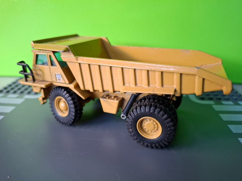 Joal - CAT Caterpillar 773B [geel] 1/70, Ophalen of Verzenden, Gebruikt, Bus of Vrachtwagen