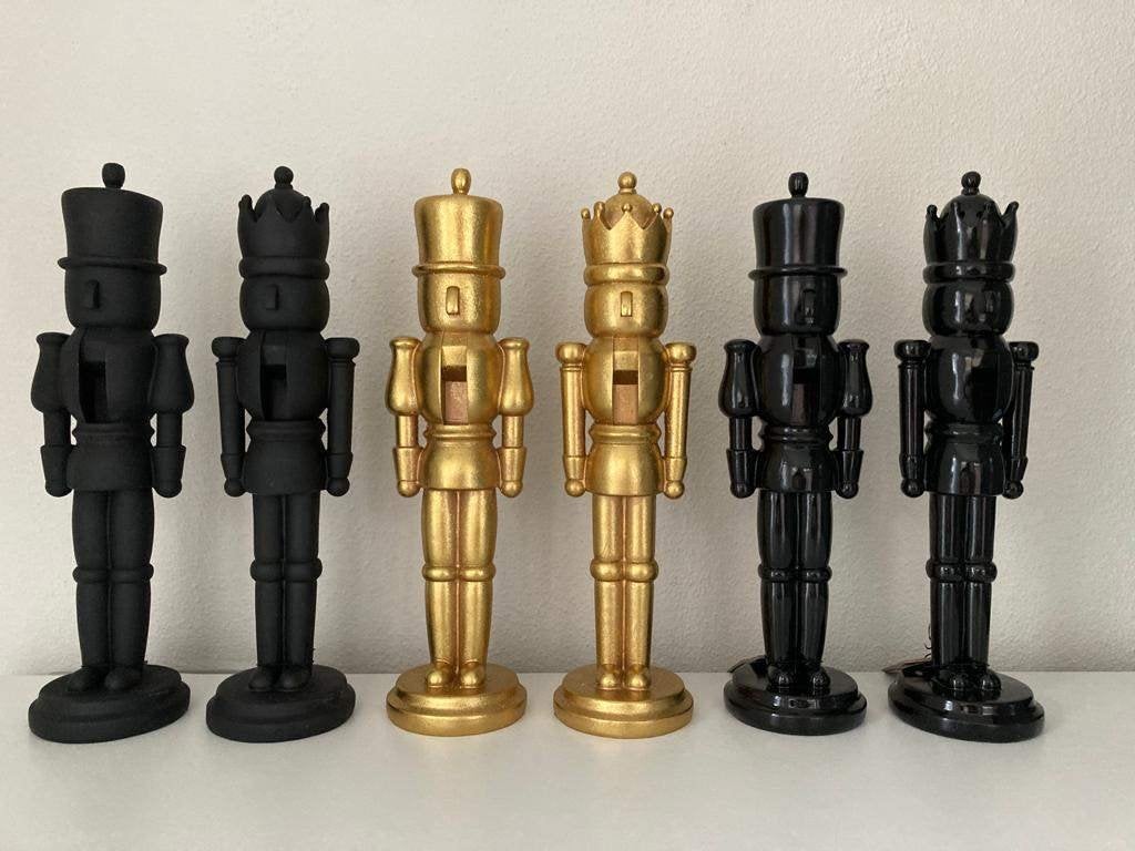 J-Line Notenkraker set van 2 zwart of goud Nieuw!, Nieuw, Kunststof, Ophalen of Verzenden, Goud