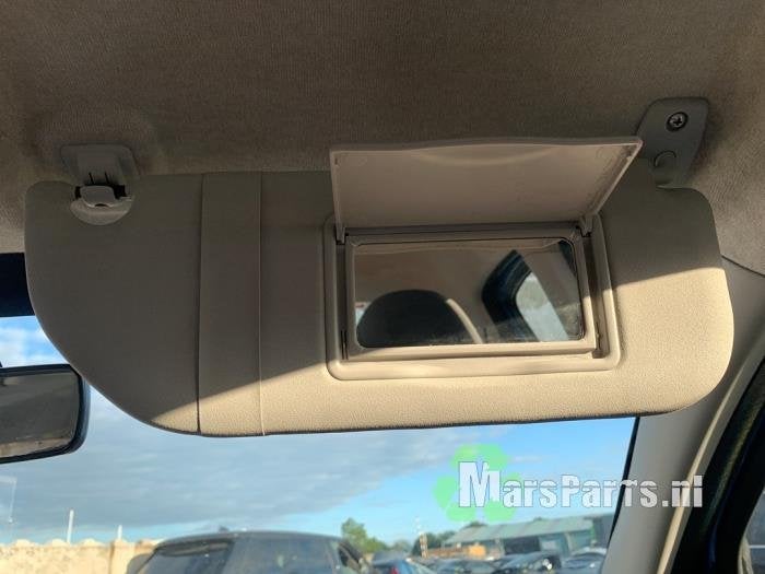 Zonneklep van een Peugeot 107, Auto-onderdelen, Gebruikt, -, -, Ophalen of Verzenden