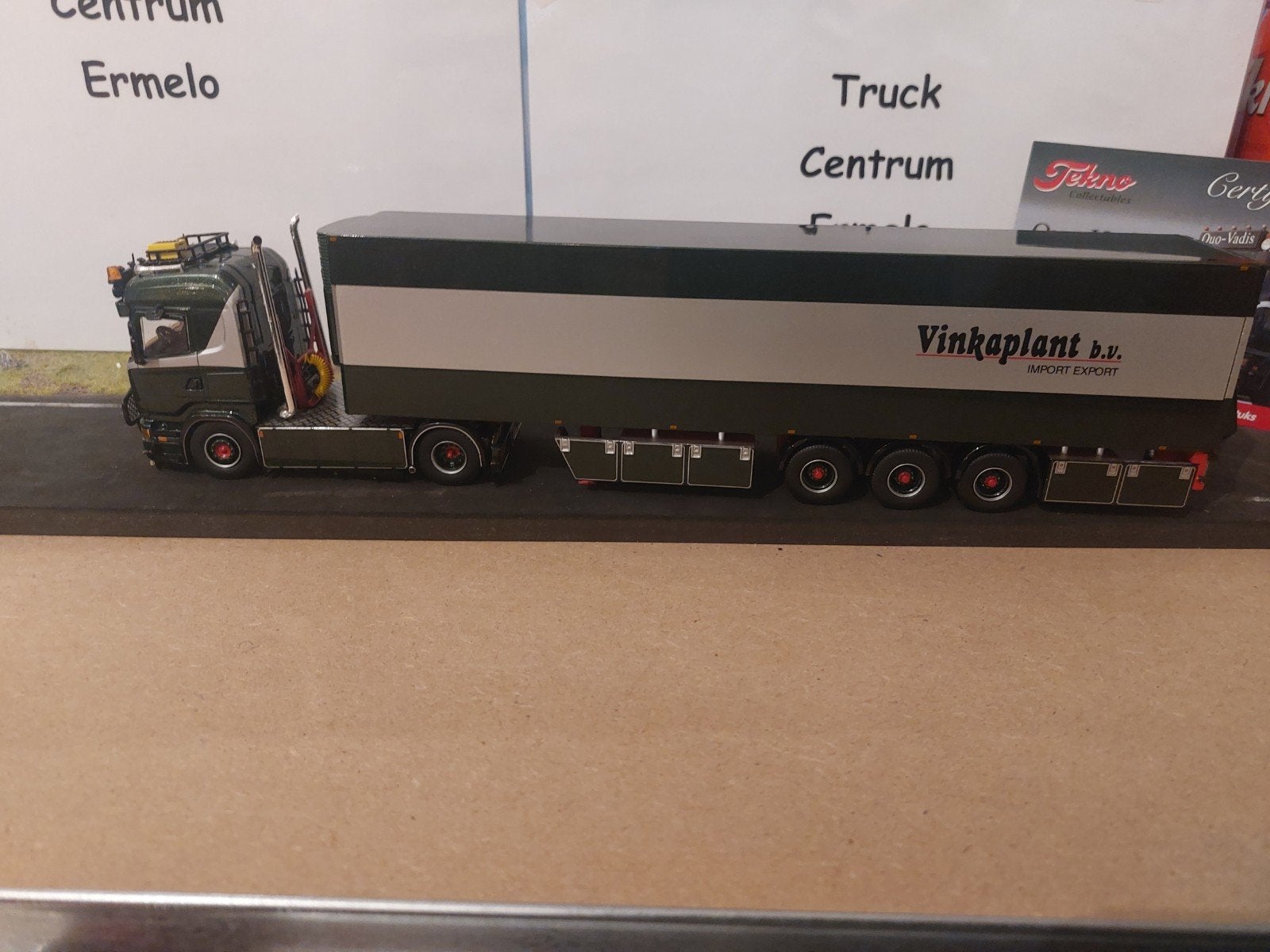 Quo-Vadis
Scania R500 4x2 met 3-assige zamac koeloplegger, Ophalen of Verzenden, Nieuw, Bus of Vrachtwagen, Tekno