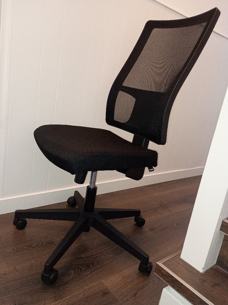 Nieuwe Nowy Styl Ergonomische Bureaustoel, Ophalen, Zwart, Nieuw, Bureaustoel