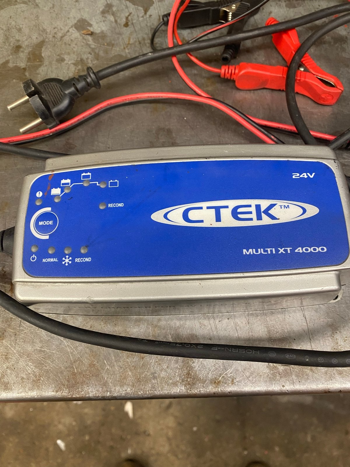CTEK MULTI XT 4000 24V Acculader - Gebruikt, Gebruikt, Universele onderdelen