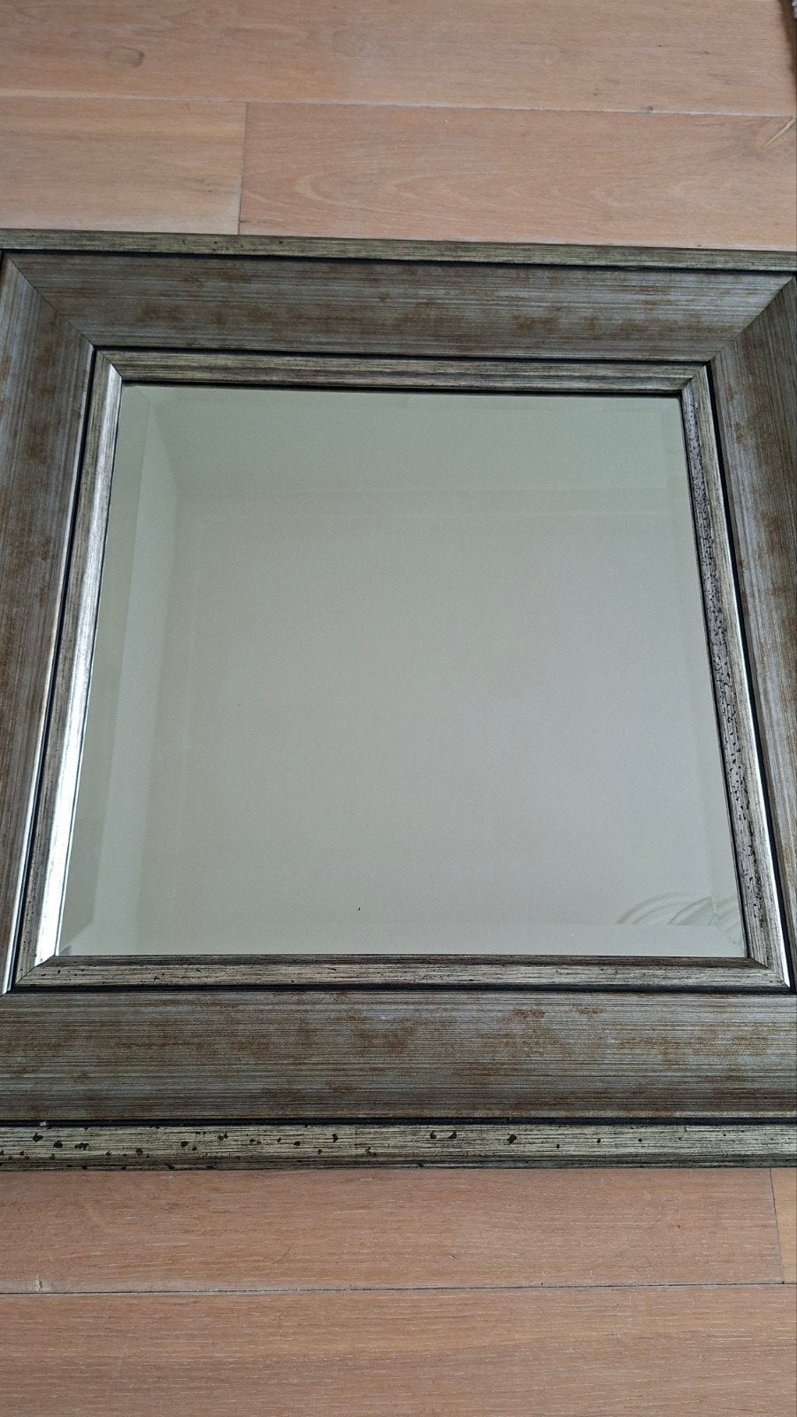 Mooie vierkante spiegel met brede lijst - 60x60 cm, Ophalen, Vierkant, Zo goed als nieuw, Minder dan 100 cm