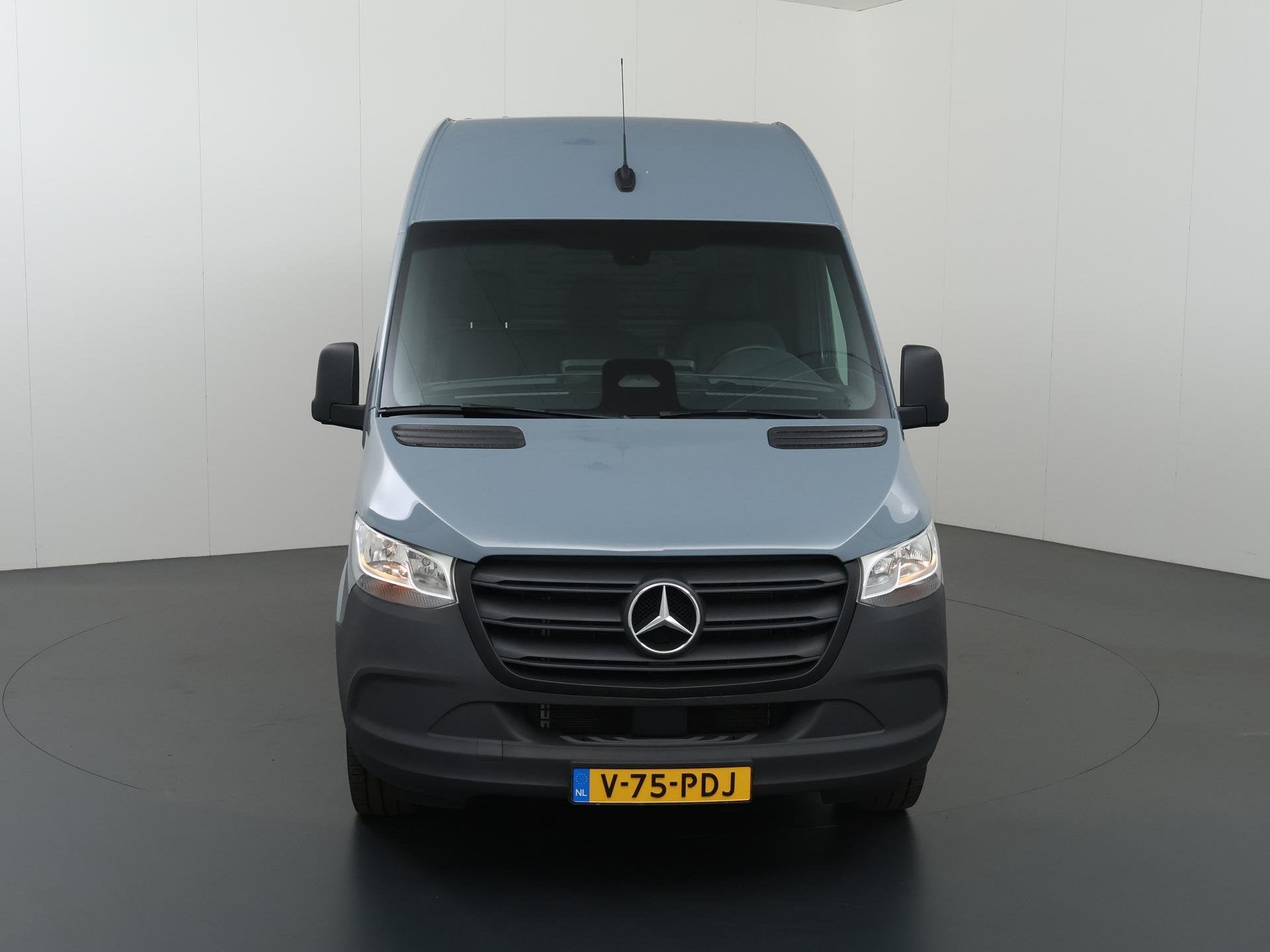 Mercedes-Benz Sprinter 317 CDI | Aut. | L2 H2 | Pro | Verwar, Auto's, Automaat, Gebruikt, Euro 6, 4 cilinders