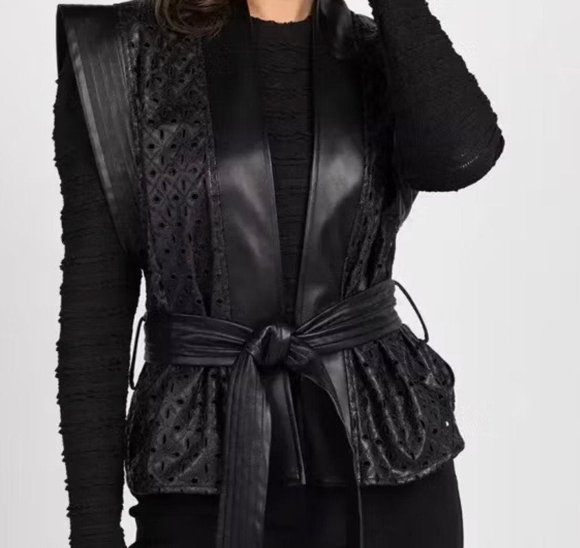 AAIKO Gilet 000900 - Black maat L, Zwart, Maat 42/44 (L), Ophalen of Verzenden, Zo goed als nieuw