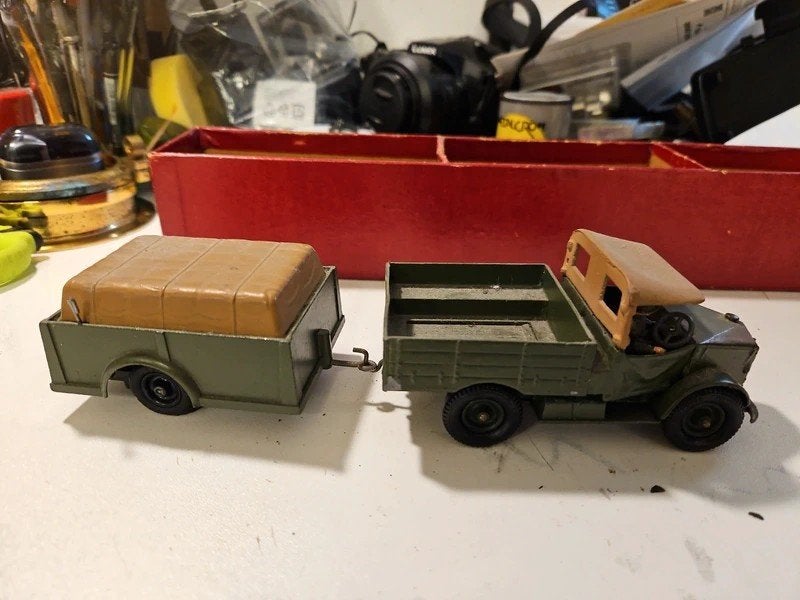 britains set 2048 royal artillery set 2048 clockwork, Hobby en Vrije tijd, Ophalen of Verzenden, Zo goed als nieuw, Bus of Vrachtwagen