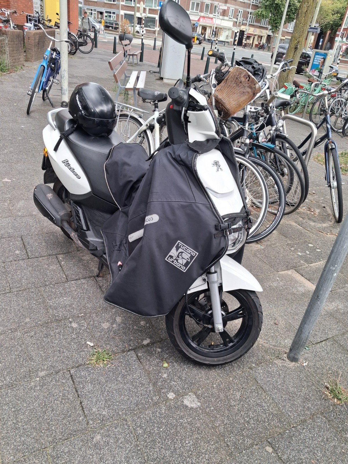 scooter kesbee rijd perfect bouwjaar 2024  kilometer 3900, Ophalen, Zo goed als nieuw, Overige typen, Peugeot