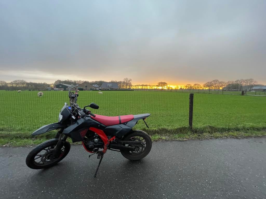 Orion RX50 70cc - Zo goed als nieuw met Akrapovic uitlaat, Ophalen, Zo goed als nieuw