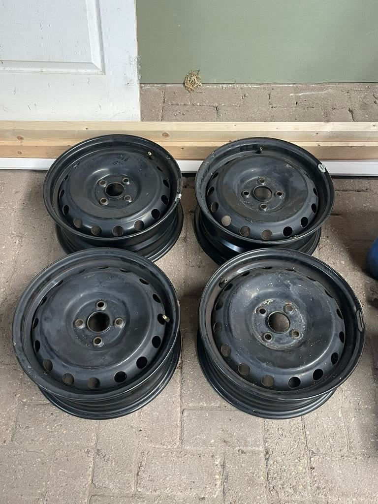 Velgen voor 185/65 R 15 band., Ophalen