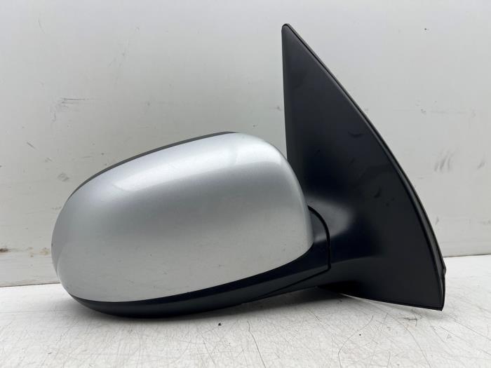 Buitenspiegel rechts van een Hyundai I10