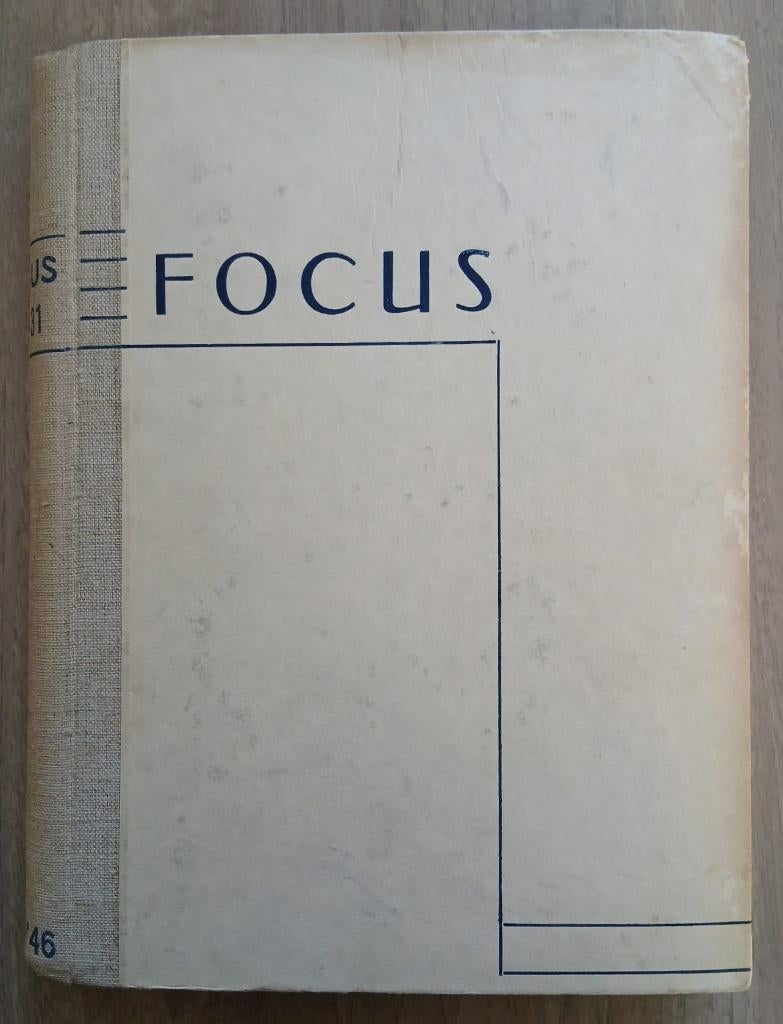 Focus. Kleinbeeld en kleurenfotografie. 1943-1945., Gelezen, Dick Boer, Ophalen of Verzenden, Overige onderwerpen