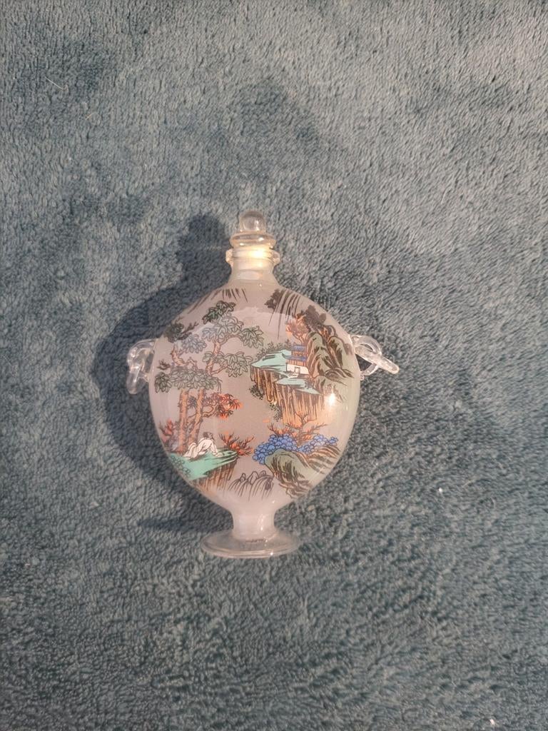 Chinees Parfumflesje opaline glas (4), Antiek en Kunst, Ophalen