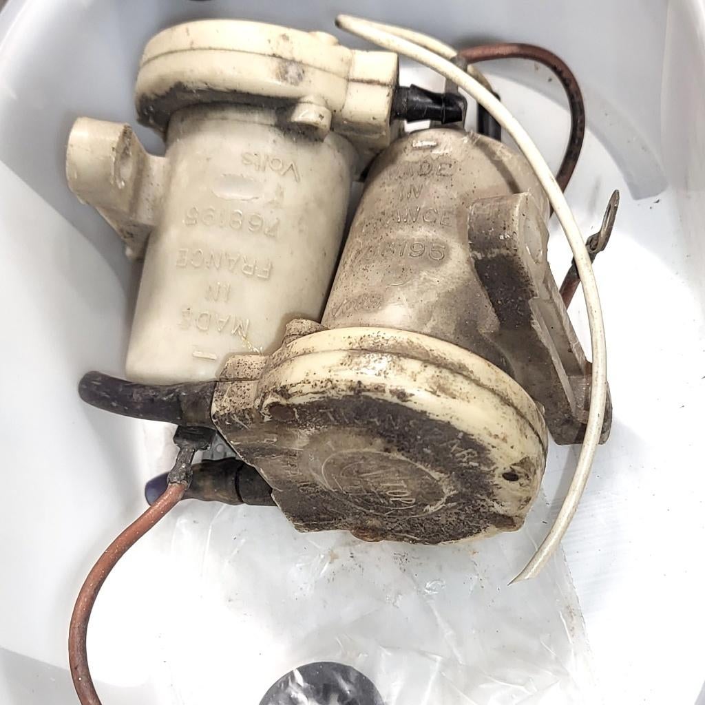 water Pompen Peugeot 404 pijpen motoren tank Ruitensproeier, Auto-onderdelen, Ophalen of Verzenden, Gebruikt