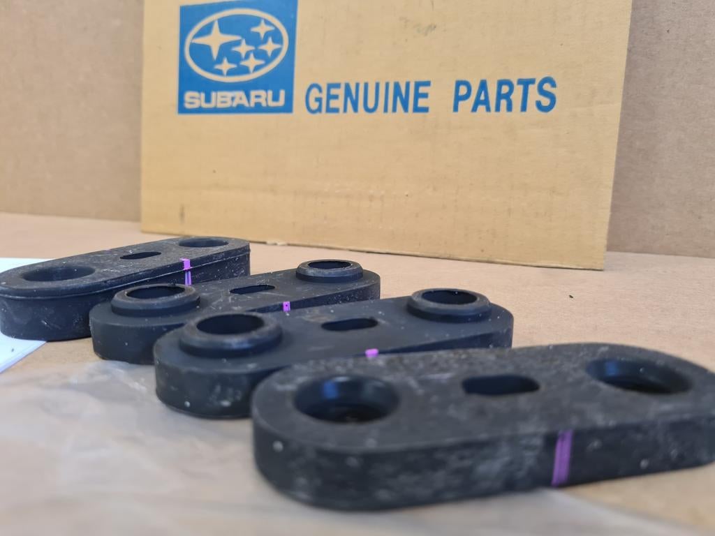 subaru impreza STI group N GC GD  bakrubber set ST41022ZR000, Ophalen of Verzenden, Nieuw, Subaru