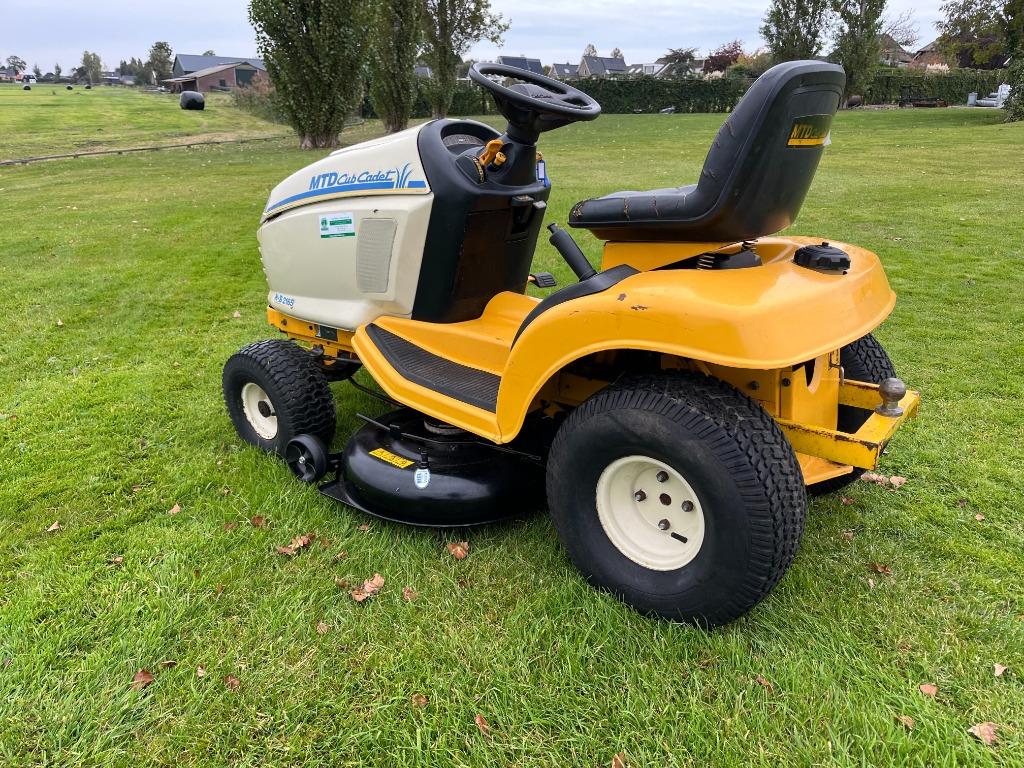 gebruikte MTD Cub Cadet HDS2165 zitmaaier (nieuw maaidek), Tuin en Terras, Gebruikt, Ophalen of Verzenden, Cub Cadet, Mulchfunctie