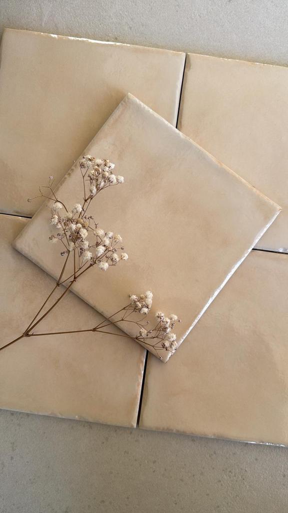 Tegel van het moment -zand/beige 15x15 *MAGAZIJN OPRUIMING!*, 60 cm of meer, Keramiek, Nieuw, 10 m² of meer