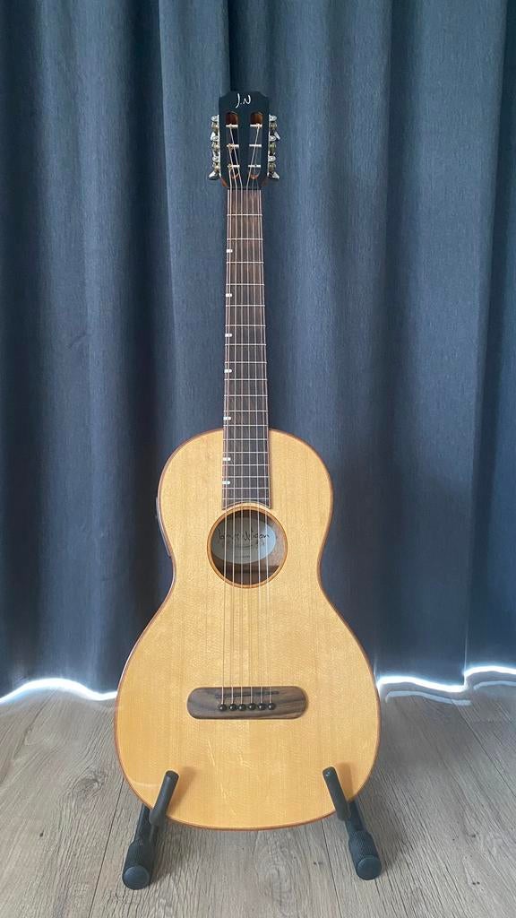 James Neligan LIS-PFI Lismore Parlor Guitar, Ophalen, Zo goed als nieuw, Western- of Steelstringgitaar, Met (piezo-)element