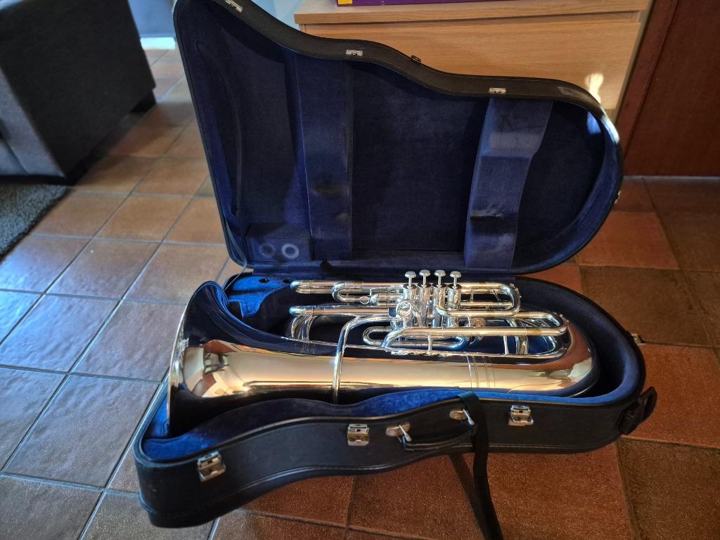 Tuba Hirsbrunner Ut HBS-392, Ophalen, Gebruikt, C-tuba, Met koffer of draagtas