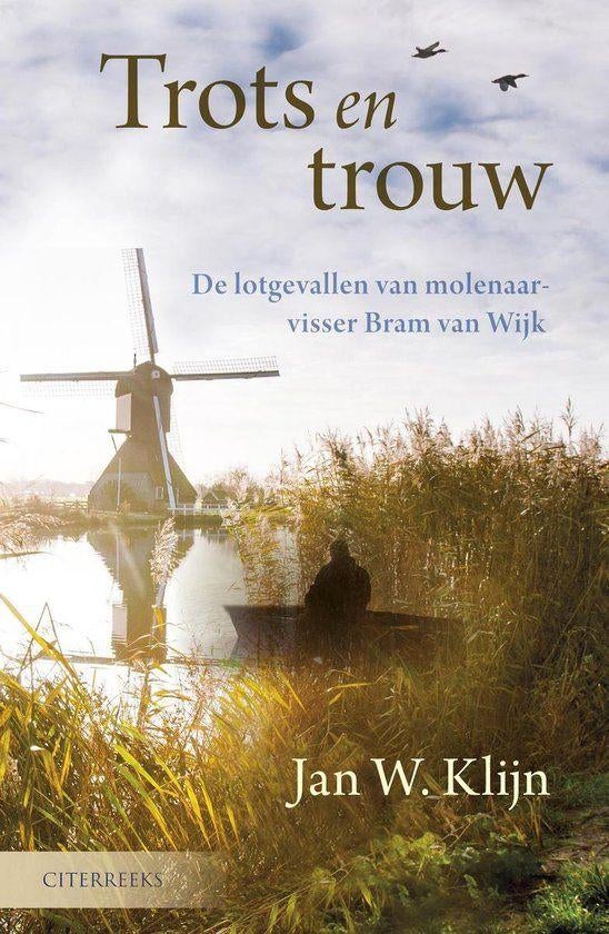 Jan W Klijn - Trots en trouw, Boeken, Romans, Zo goed als nieuw, Ophalen of Verzenden