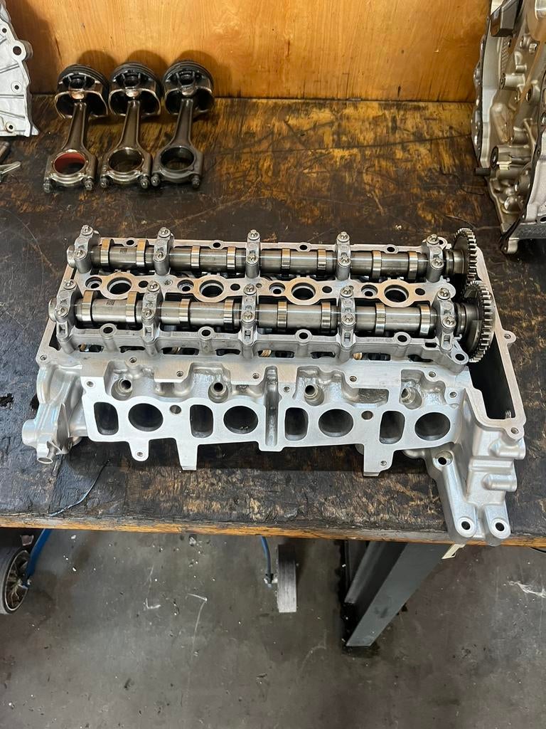 BMW B47 B47D20A revisie cilinderkop diesel incl nokkenasrek, Auto-onderdelen, Motor en Toebehoren, Ophalen, Nieuw, BMW