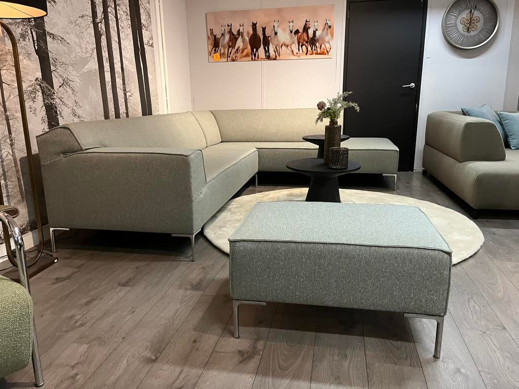 Design on stock Bloq ploegstof Olive, Leolux artifort rolf benz design on stock, Hoekbank, 300 cm of meer, 75 tot 100 cm