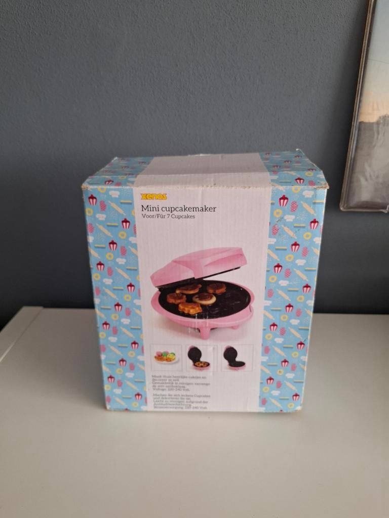 Mini cupcake maker xenos., Hobby en Vrije tijd, Taarten en Cupcakes maken, Ophalen of Verzenden, Zo goed als nieuw, Cupcakes, Bakvorm