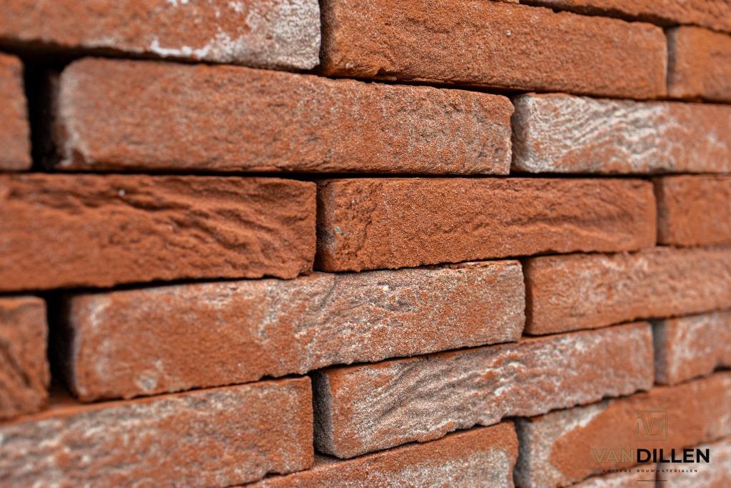 Verouderde rode oranje vechtformaat stenen 21x4 2.600 stuks, Verzenden, Bakstenen