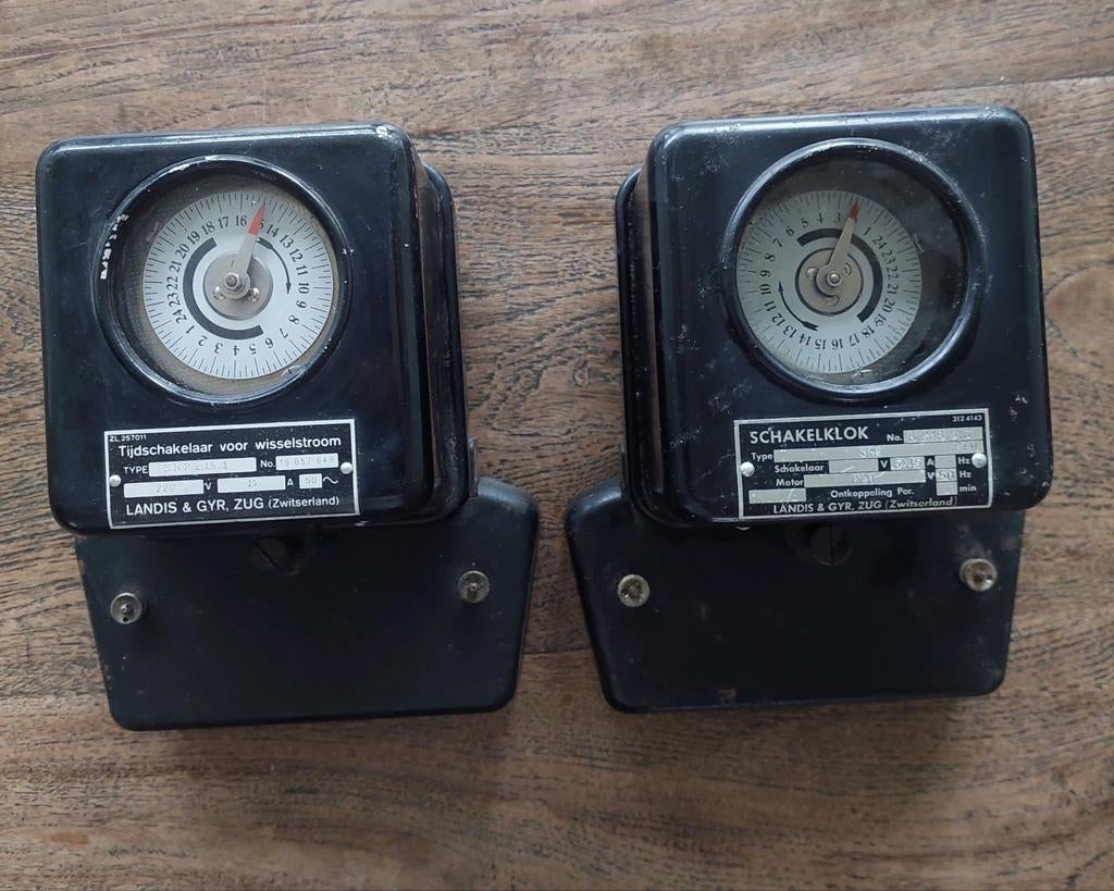 Vintage Landis & Gyr schakelklokken, Ophalen of Verzenden