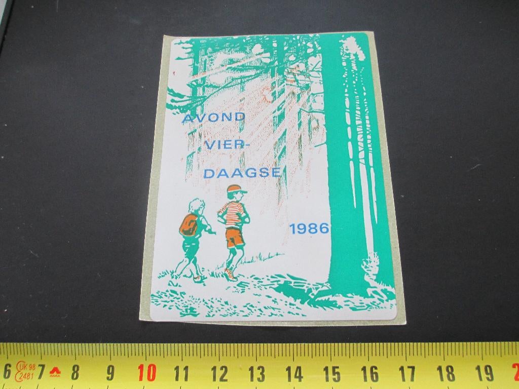 sticker Avondvierdaagse 1986  Wandelen *, Verzamelen, Ophalen, Zo goed als nieuw
