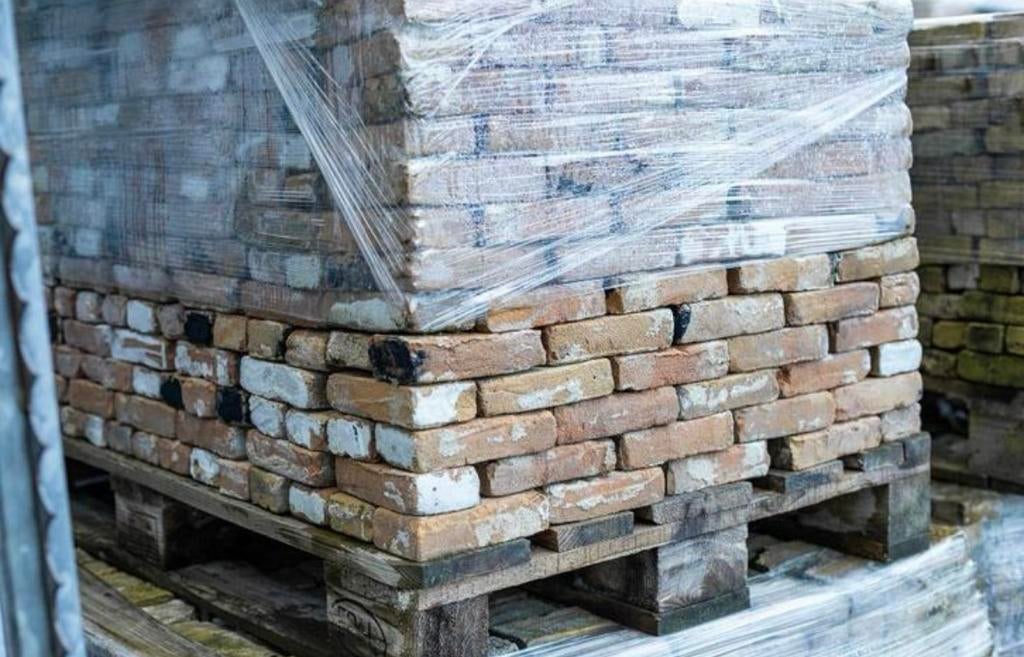 Restpartij roze ijsselstenen 16.5x4 cm 1100 stuks, Doe-het-zelf en Verbouw, Ophalen of Verzenden, Gebruikt, Bakstenen