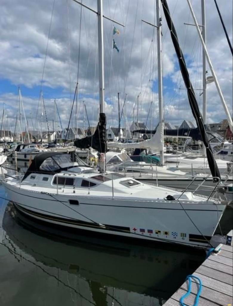 Feeling 326 Zeiljacht - Goed Onderhouden, Watersport en Boten, Ophalen, Diesel, Zo goed als nieuw, 9 tot 12 meter