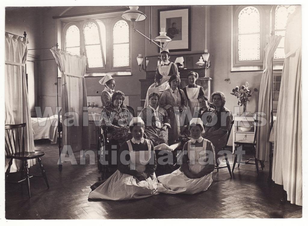 Bronovo Diaconessenhuis Den Haag 2 oude foto's / Oranjezaal, Verzamelen, Gebruikt, Verzenden, Foto, Voor 1940
