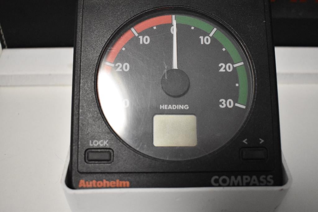 Autohelm ST50 compass display. Puntgaaf met kapje, Ophalen of Verzenden, Zo goed als nieuw, Kaartplotter of Fish Finder