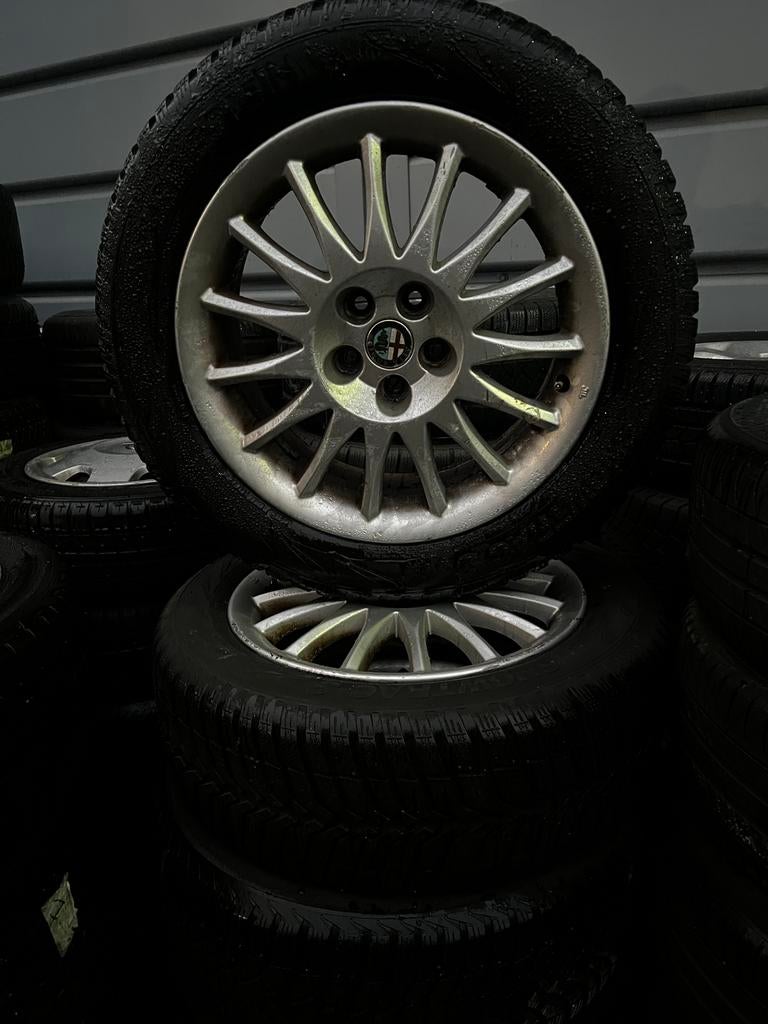 Alfa romeo 156 velgen en banden. VREDESTEIN 205/55 R16, Auto-onderdelen, Ophalen
