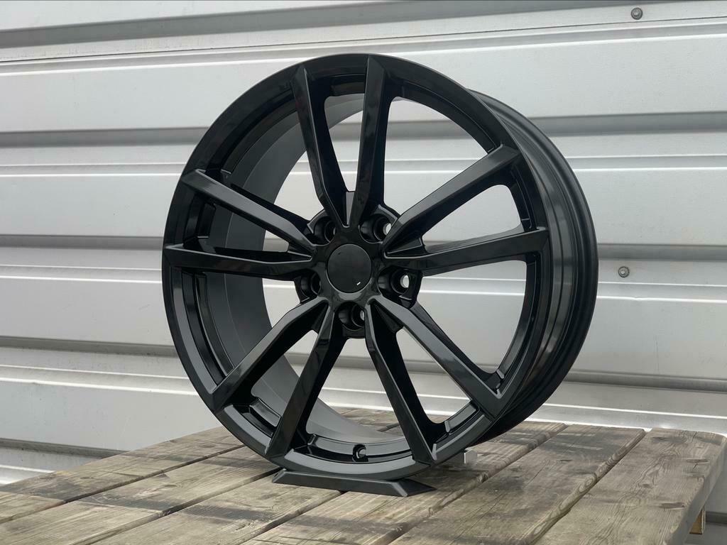 18”19” PRETORIA R-Line Look Velgen past onder VW GOLF6-7-8, 19 inch, Velg(en), Nieuw, Ophalen of Verzenden