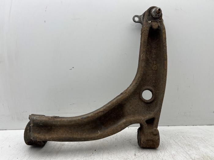 Draagarm rechts-voor van een Volkswagen Transporter, Gebruikt, -, Volkswagen, -