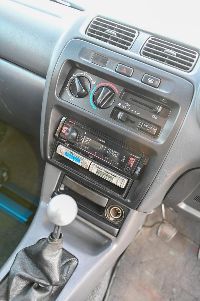 Toyota 1998 Wit, foto 10