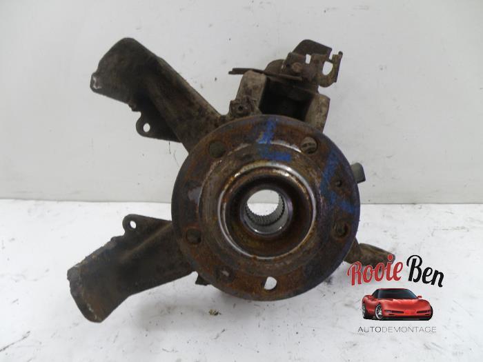 Fusee links-voor van een Volkswagen Golf, Gebruikt, -, Volkswagen, -