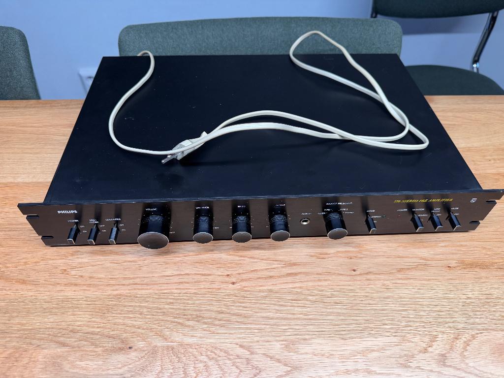 Philips 22AH270  (Black Tulip) Voorversterker MFB, Audio, Tv en Foto, Versterkers en Receivers, Zo goed als nieuw, Stereo, Minder dan 60 watt