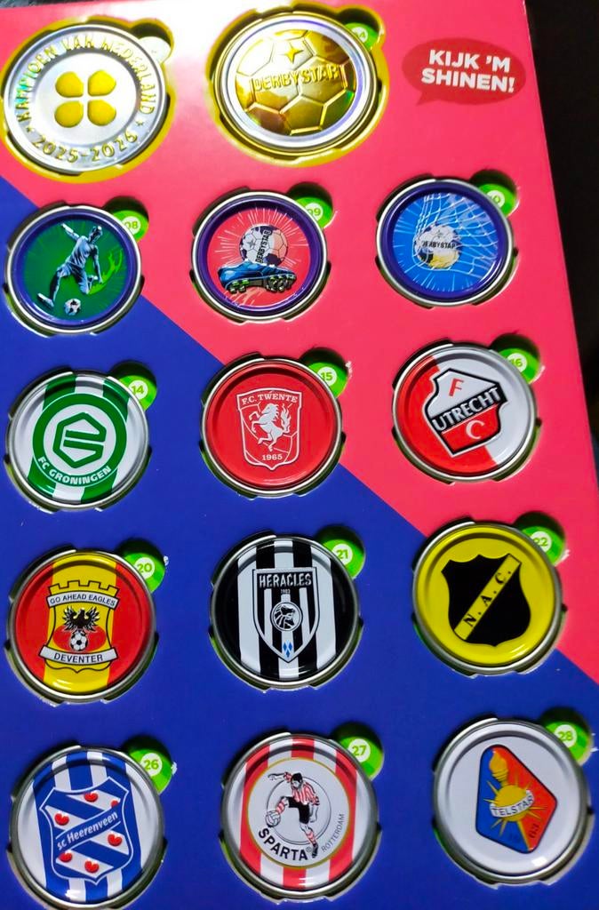 Verzameling cluppies ruilen tegen voetbalplaatjes een comple, Verzamelen, Supermarktacties, Ophalen of Verzenden