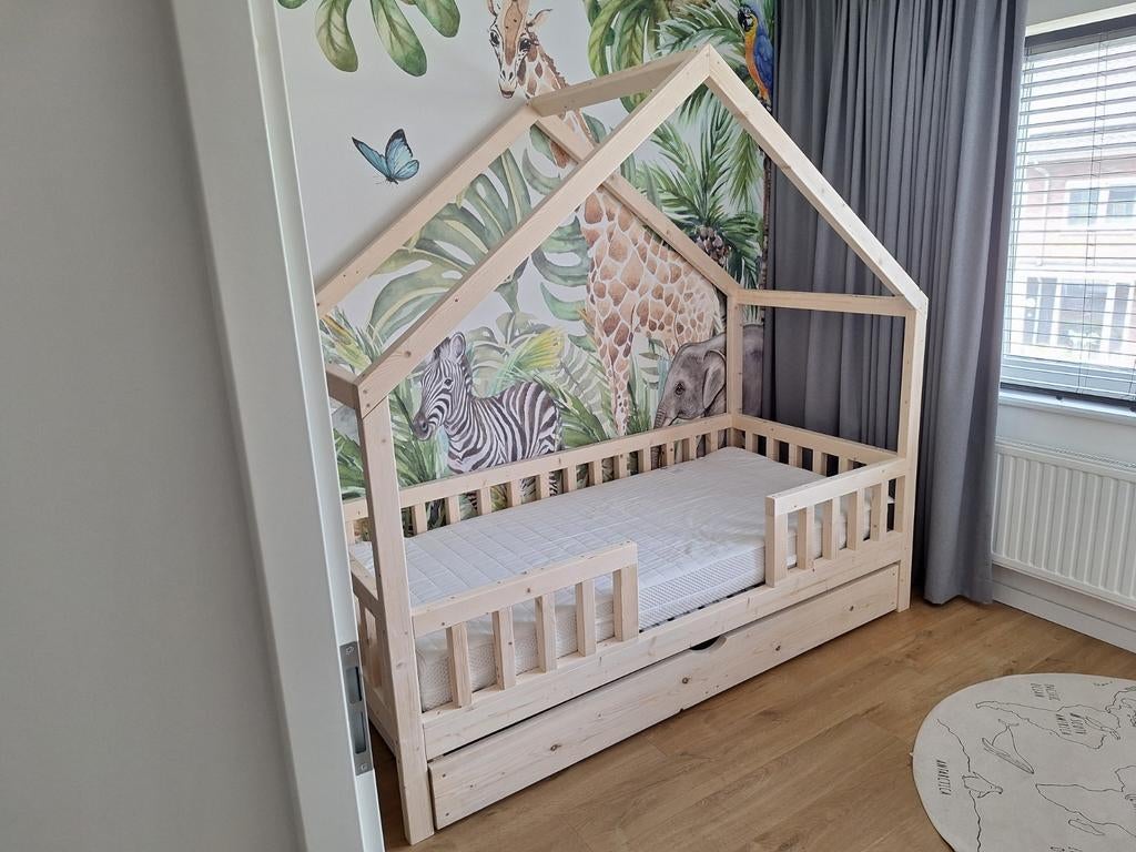 bedhuisje, peuterbed,kinderbed  matrasmaat 90x200cm, Ophalen, 85 tot 100 cm, Nieuw, Lattenbodem