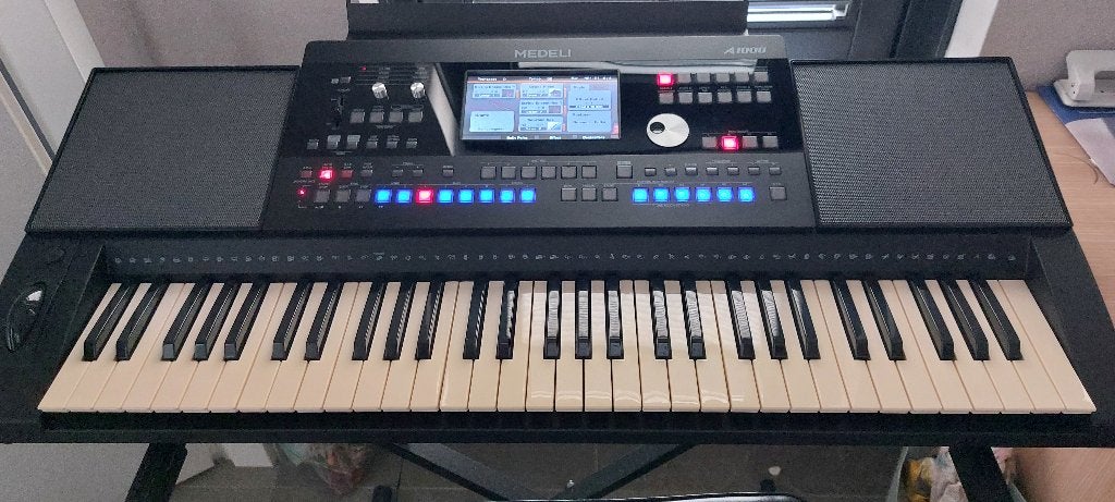 keyboard medeli A1000, Muziek en Instrumenten, Keyboards, Ophalen, Medeli, Midi-aansluiting, 61 toetsen