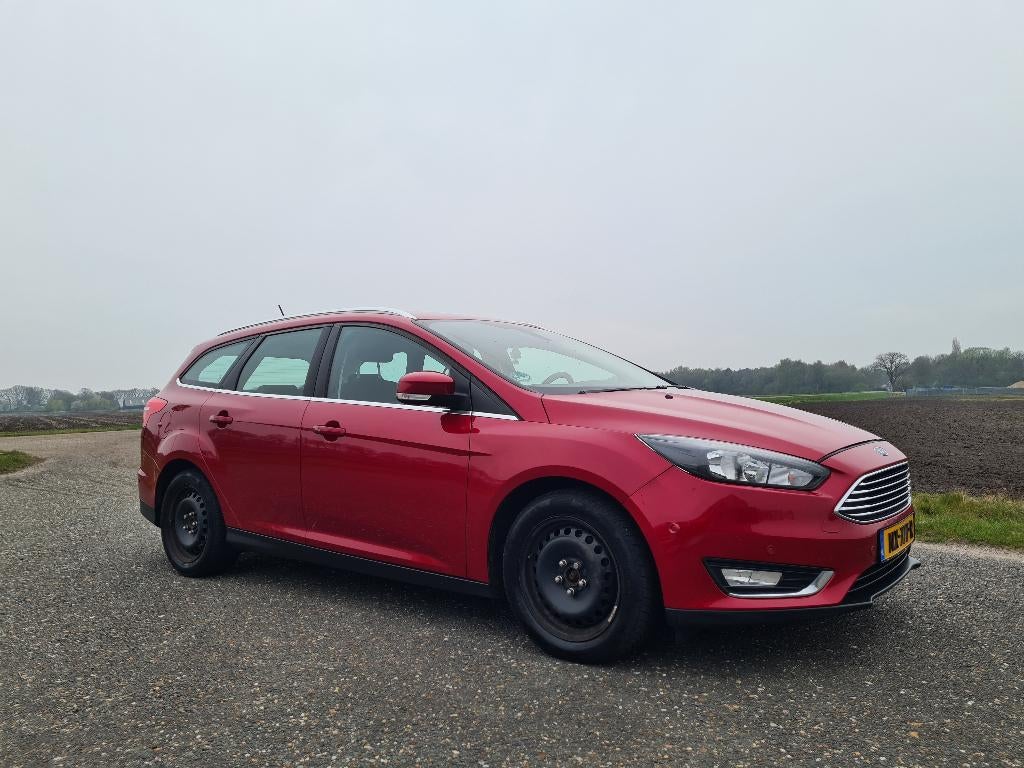 Ford Focus 1.5 Ecoboost Wagon NAP! Dealer onderhouden!, Auto's, Ford, Particulier, Focus, ABS, Achteruitrijcamera, Airbags, Airconditioning